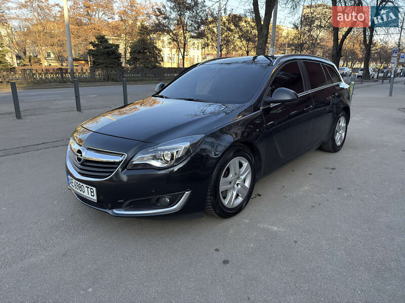 Універсал Opel Insignia 2016 в Дніпрі