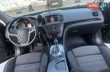 Ліфтбек Opel Insignia 2012 в 