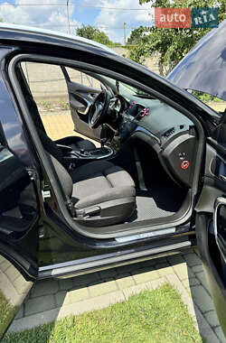 Універсал Opel Insignia 2009 в 