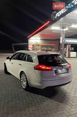 Универсал Opel Insignia 2011 в 