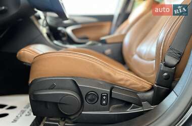 Универсал Opel Insignia 2014 в 