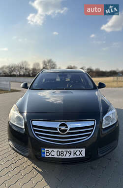 Універсал Opel Insignia 2010 в 