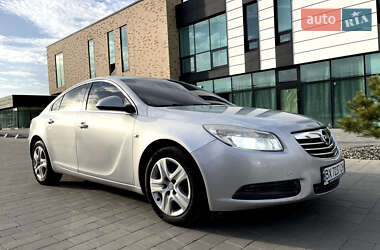 Лифтбек Opel Insignia 2011 в 