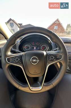 Универсал Opel Insignia 2016 в 