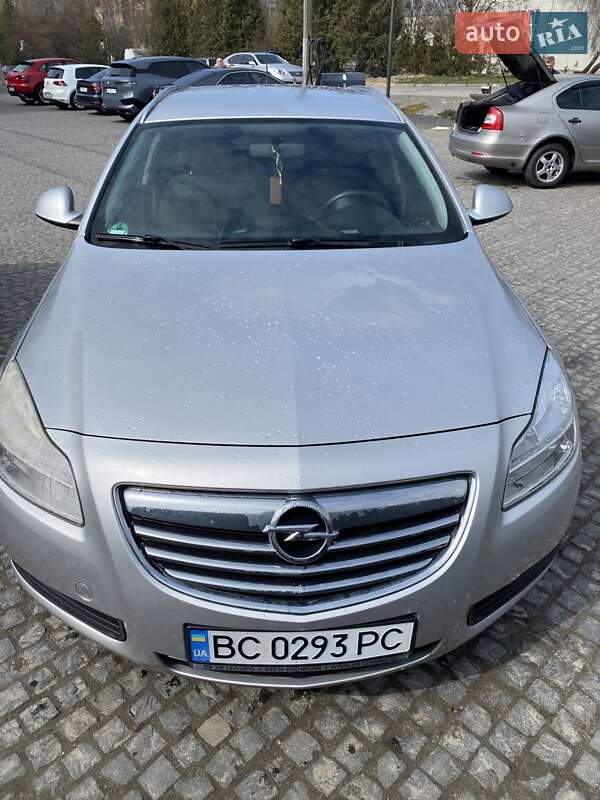 Opel Insignia 2010