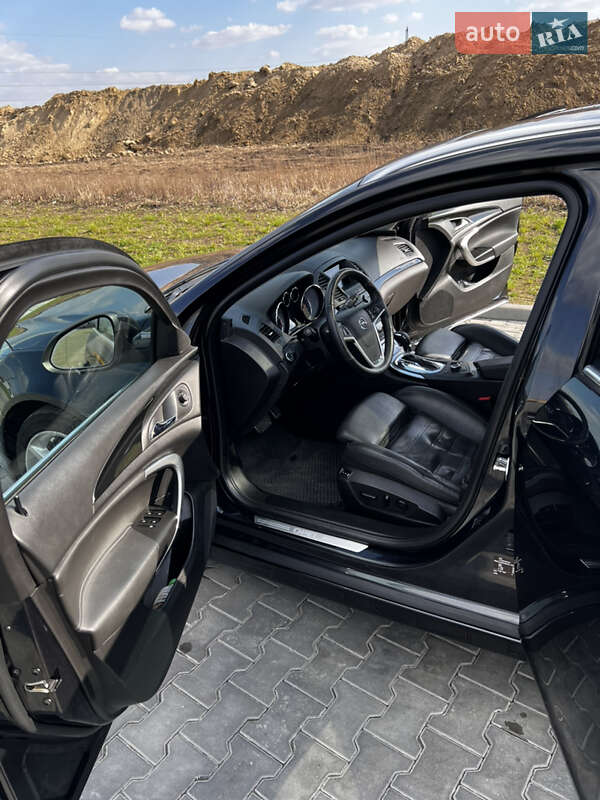 Універсал Opel Insignia 2012 в Луцьку