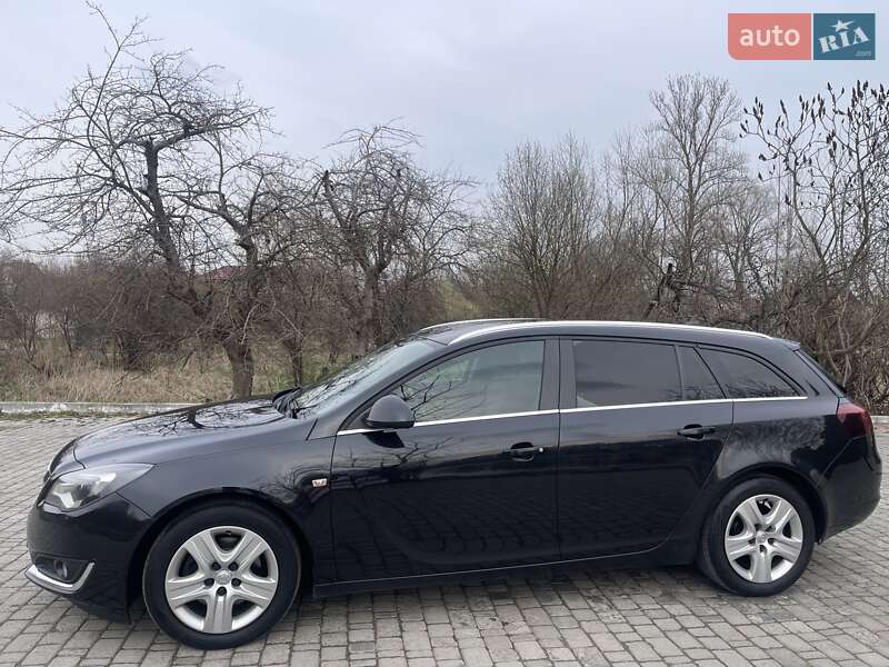 Универсал Opel Insignia 2015 в Калуше