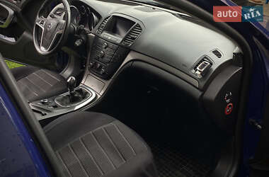 Універсал Opel Insignia 2012 в 