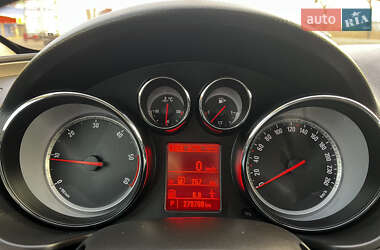 Универсал Opel Insignia 2012 в 