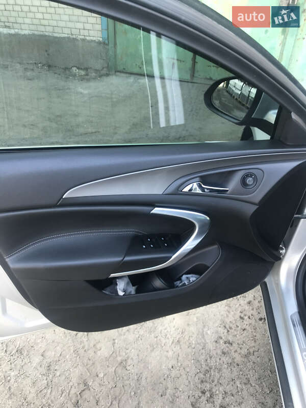 Універсал Opel Insignia 2012 в Хмельницькому