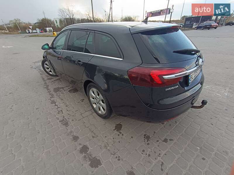 Универсал Opel Insignia 2014 в Львове