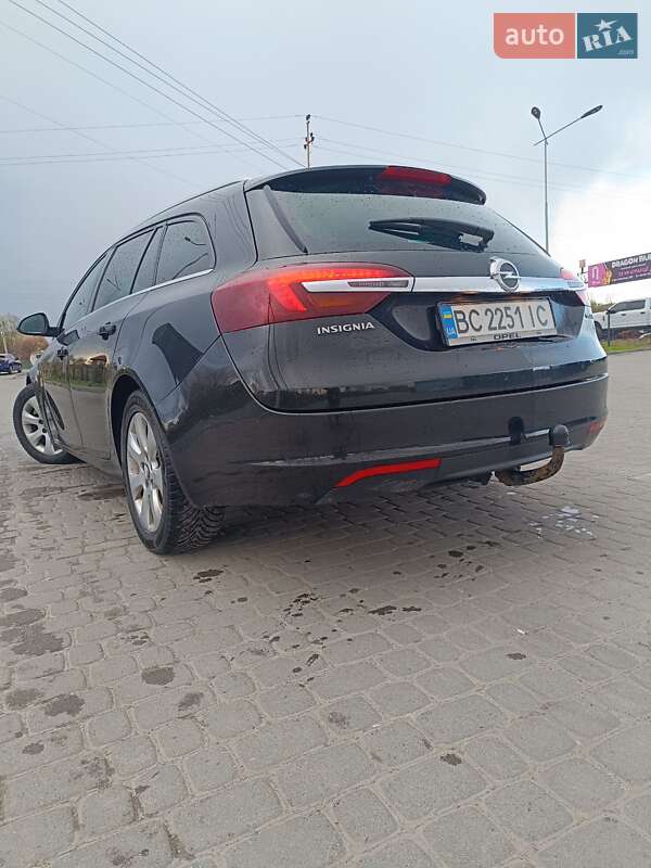 Универсал Opel Insignia 2014 в Львове