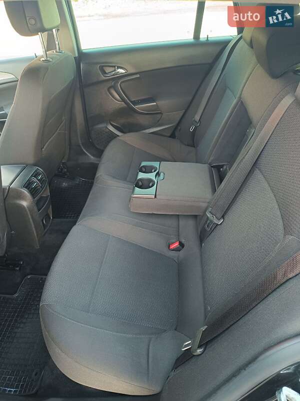 Универсал Opel Insignia 2014 в Львове