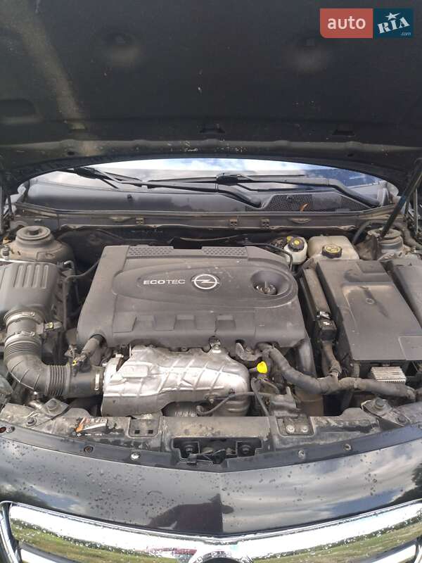 Универсал Opel Insignia 2012 в Шостке