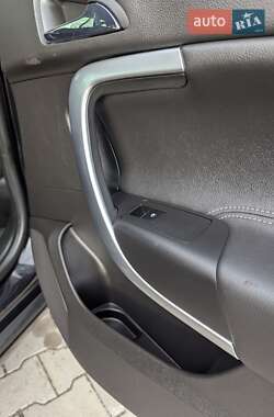 Універсал Opel Insignia 2011 в 