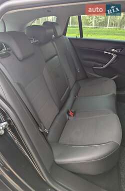 Універсал Opel Insignia 2011 в 