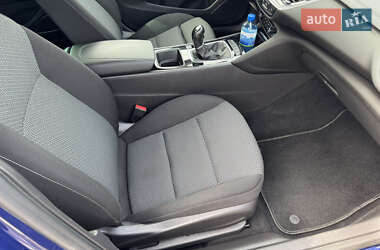 Универсал Opel Insignia 2017 в 