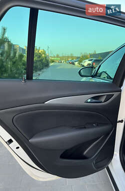 Універсал Opel Insignia 2019 в 