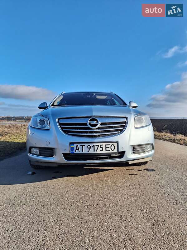 Універсал Opel Insignia 2012 в 