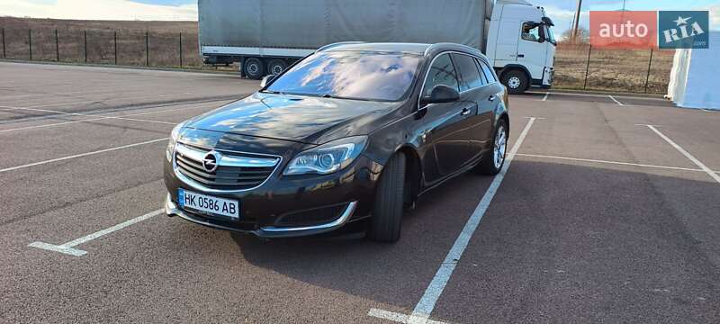 Универсал Opel Insignia 2014 в 