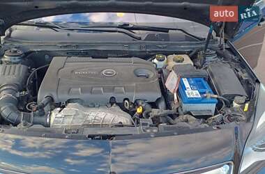 Универсал Opel Insignia 2014 в 
