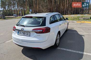 Универсал Opel Insignia 2014 в 