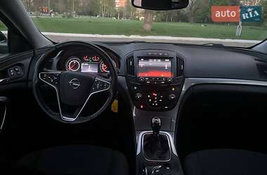 Универсал Opel Insignia 2014 в 