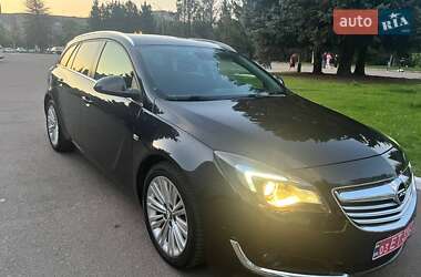 Универсал Opel Insignia 2014 в 