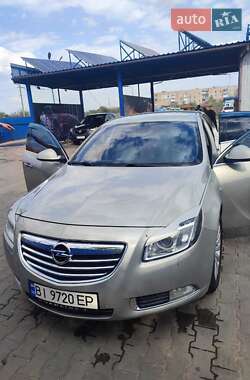 Седан Opel Insignia 2010 в 