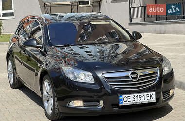 Универсал Opel Insignia 2010 в 