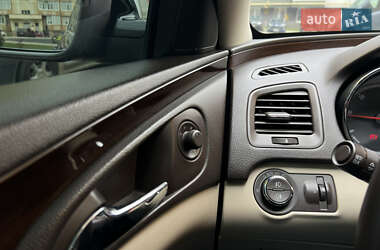 Универсал Opel Insignia 2010 в 