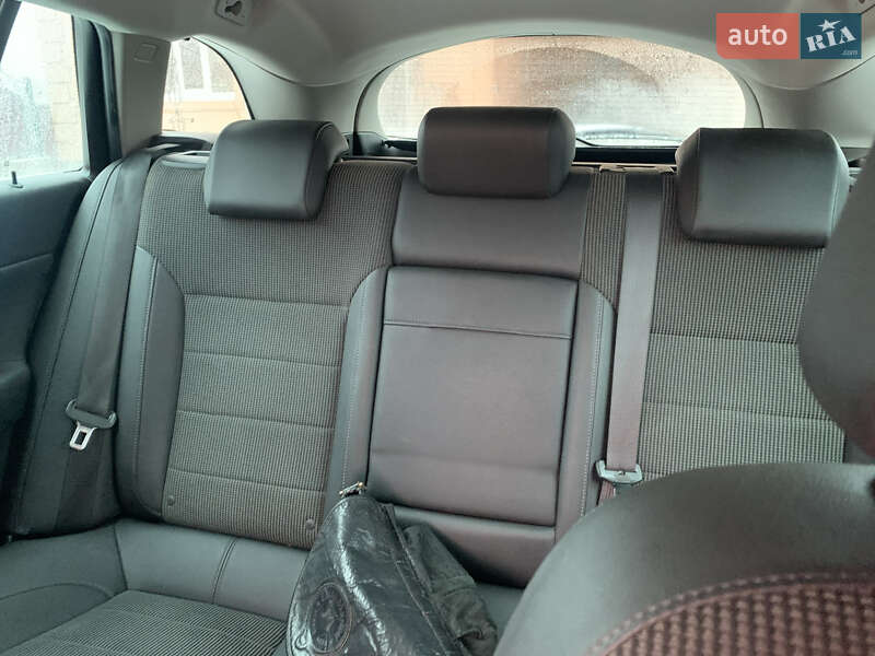 Универсал Opel Insignia 2010 в Коломые