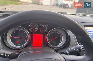 Універсал Opel Insignia 2013 в 