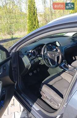 Универсал Opel Insignia 2009 в 