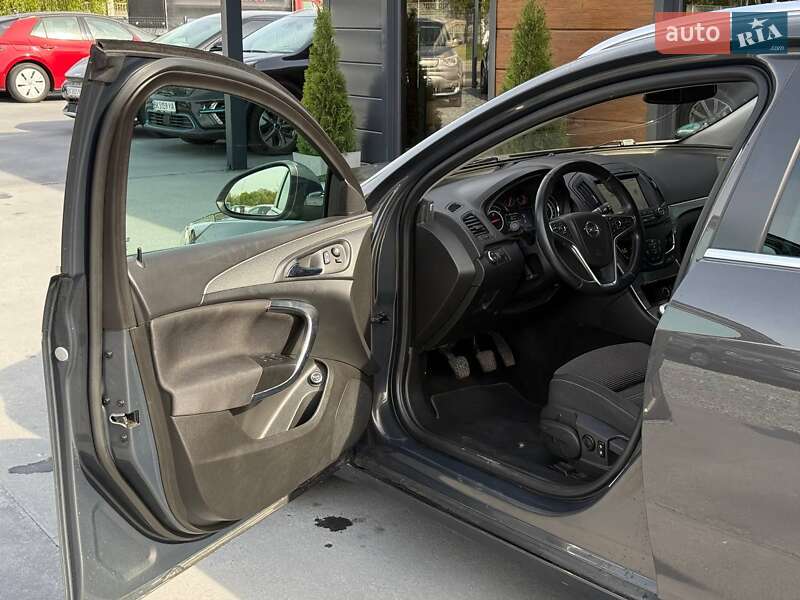 Универсал Opel Insignia 2014 в Ровно