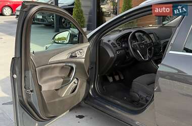 Универсал Opel Insignia 2014 в 