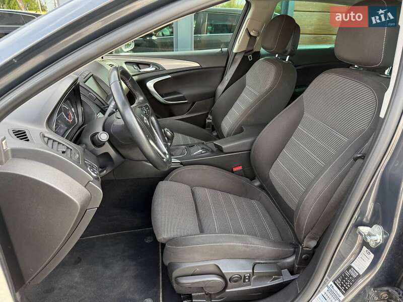 Универсал Opel Insignia 2014 в Ровно
