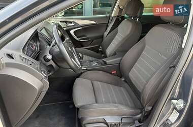 Универсал Opel Insignia 2014 в 