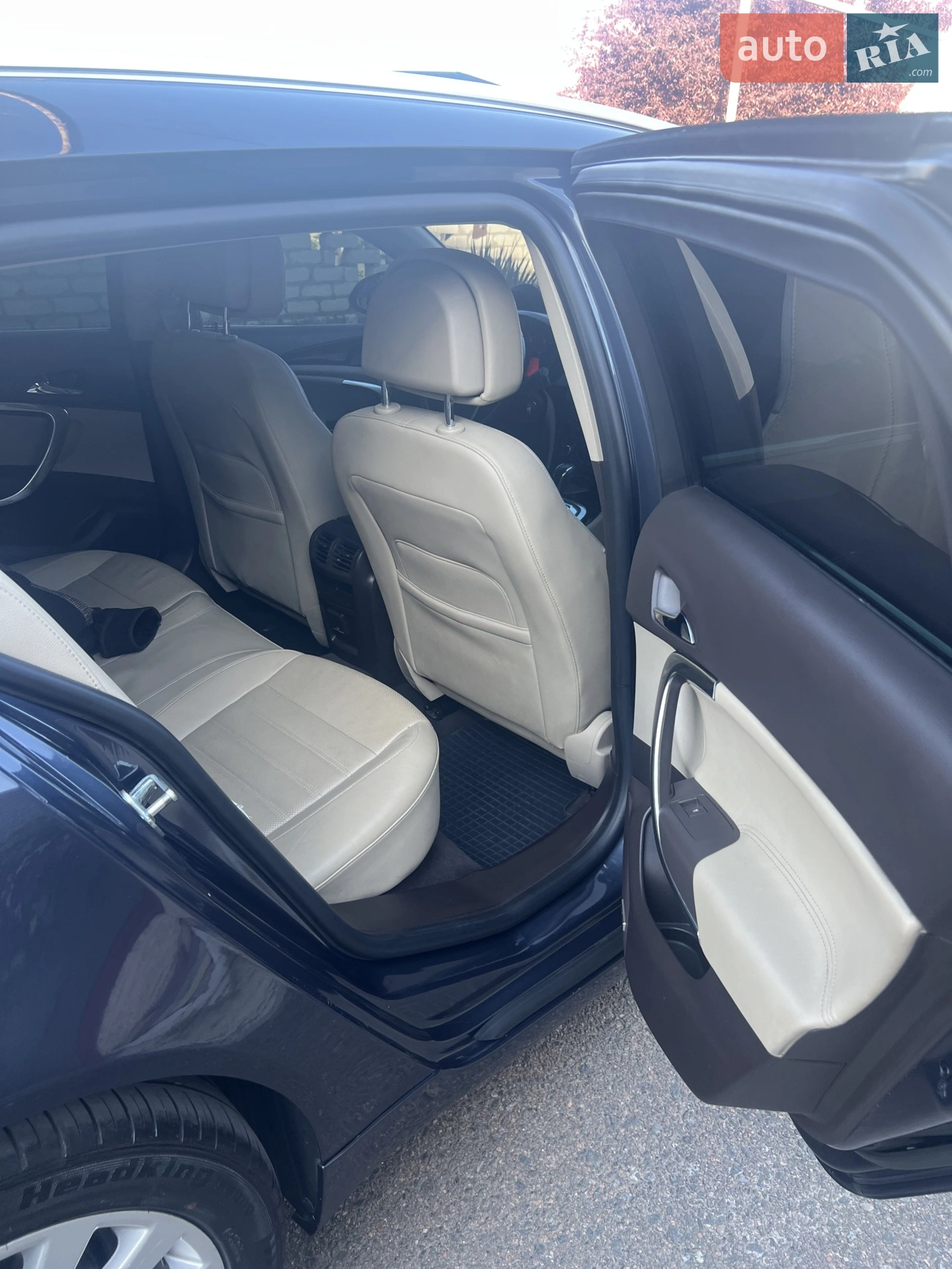 2011 Opel Insignia - мініатюра 8