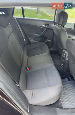 Універсал Opel Insignia 2012 в 