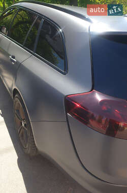 Универсал Opel Insignia 2011 в 