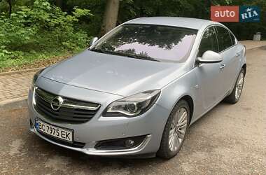 Седан Opel Insignia 2015 в Львове