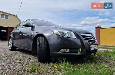 Универсал Opel Insignia 2012 в 