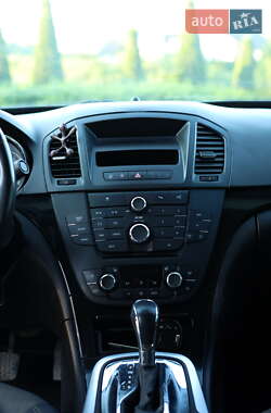Седан Opel Insignia 2009 в 