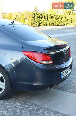 Седан Opel Insignia 2009 в 