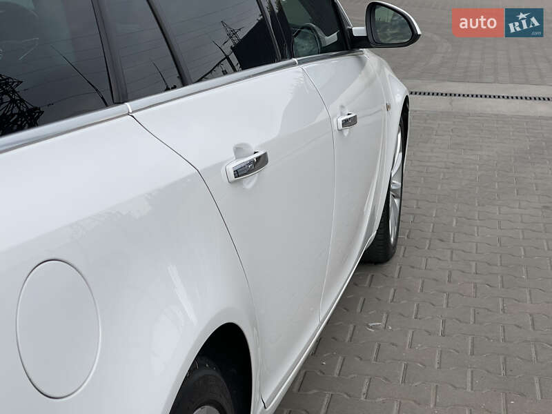 Универсал Opel Insignia 2016 в Луцке