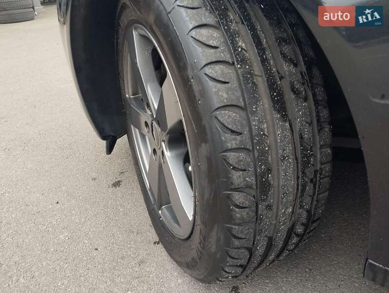 Универсал Opel Insignia 2010 в Киеве