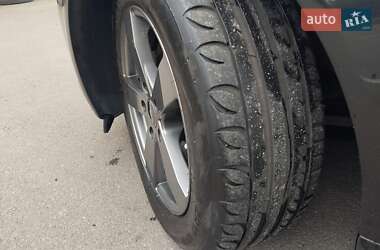 Универсал Opel Insignia 2010 в 