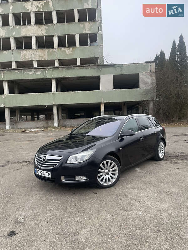 Універсал Opel Insignia 2010 в Львові