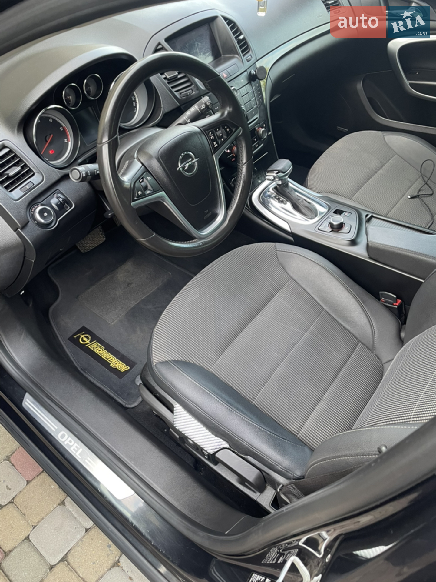 2010 Opel Insignia - мініатюра 11